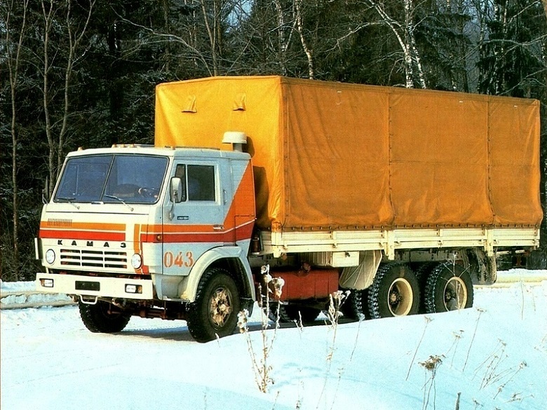 КАМАЗ-53212